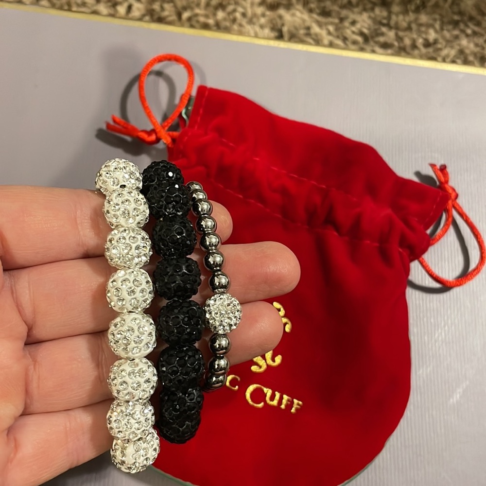 Rustic Cuff Bracelets With Red Bag. - image 2